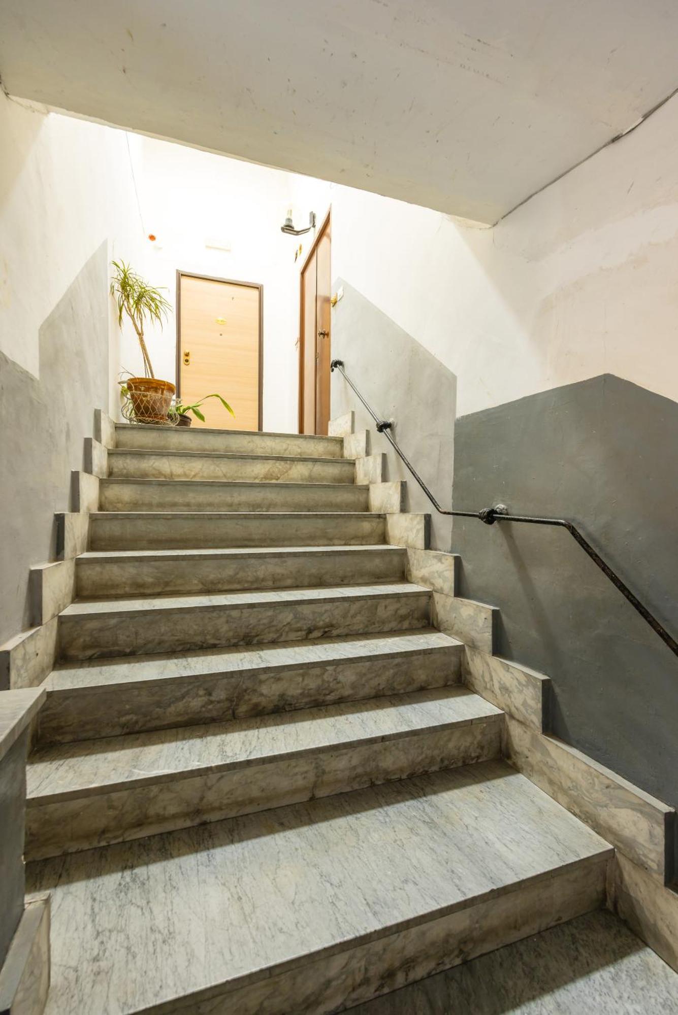 شقة Carrozzieri Nest At Historical Center نابولي المظهر الخارجي الصورة